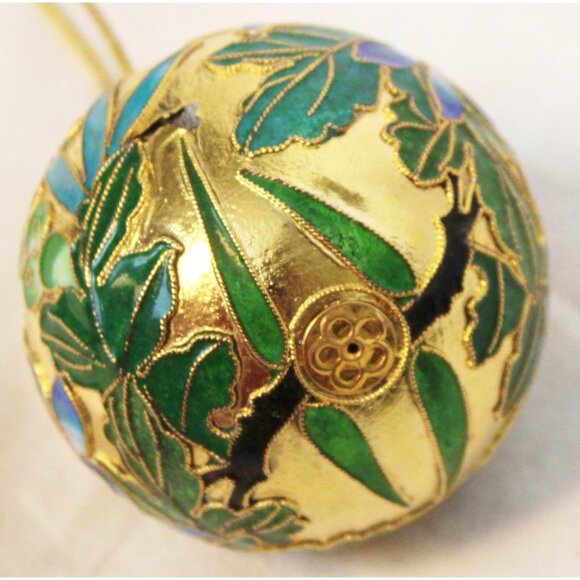 Gold Enameled Cloisonne Ball Ornament Water Lily Berries 2.5" Christmas Decor - Picture 7 of 8